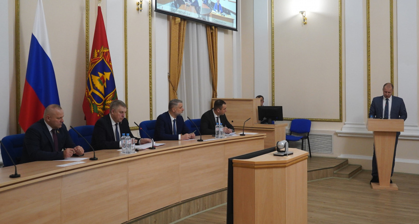 В праздничные дни Брянская область приглашает жителей на массовые катания и спортивные турниры