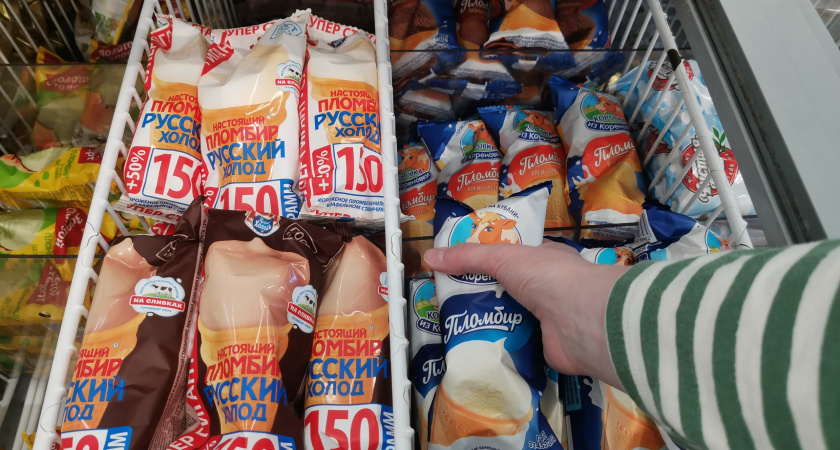 Его сметают с полок "Красное&Белое" за секунды. Я попробовал это дефицитное мороженое — стоит ли игра свеч? Честный отзыв