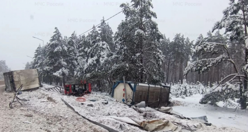 В Брянской области произошло серьёзное столкновение двух автомобилей на федеральной трассе