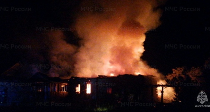 Пожар в Брасово: сгорел жилой дом, жертв нет