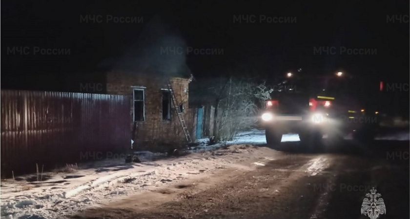 Пожар в Новозыбкове: в сгоревшем дачном доме погиб мужчина