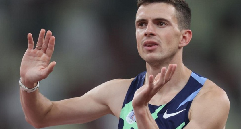 Илья Иванюк с прыжком на 2.30 стал вторым на Дне прыжков в Москве
