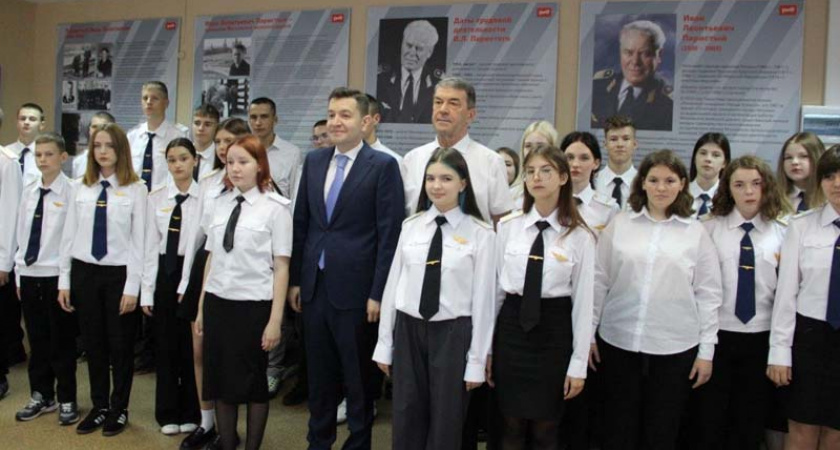 В Брянском филиале Петербургского университета путей сообщения открылся учебный кабинет имени Паристого