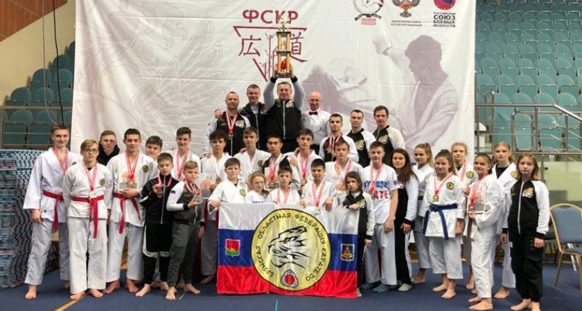 Брянские каратисты привезли со всероссийских соревнований 33 медали