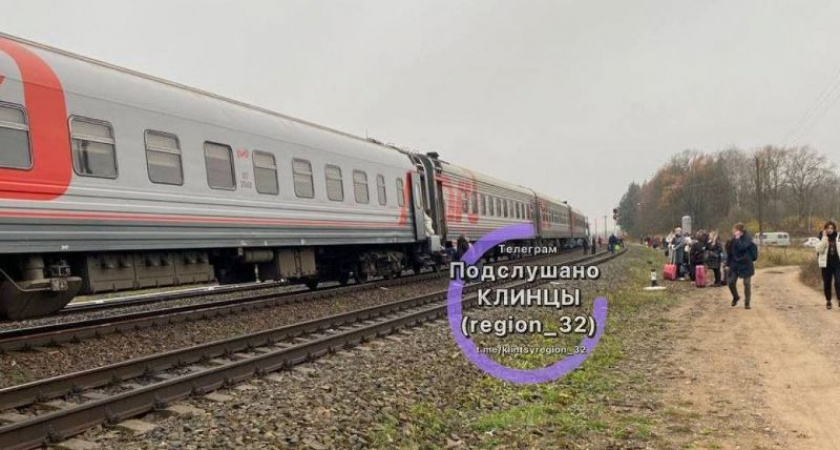 Железнодорожный инцидент в Клинцах: машинист поезда «Москва-Новозыбков» забыл об остановке