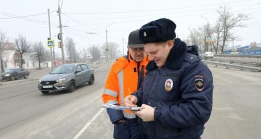 Половина «колец» в Брянске не дооборудована дорожными знаками — ГИБДД