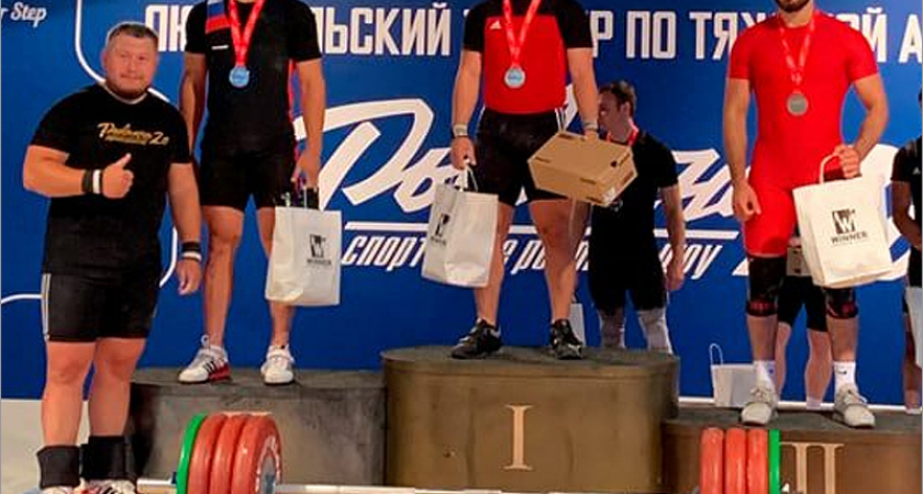Брянский тяжелоатлет стал победителем всероссийского турнира