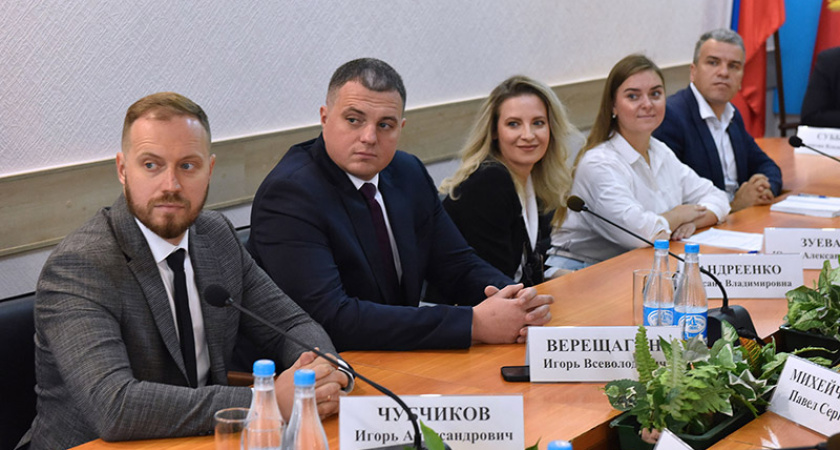 Конкурс «Лидеры России»: стартуют окружные финалы, брянские участники вступят в борьбу за суперфинал 6 декабря