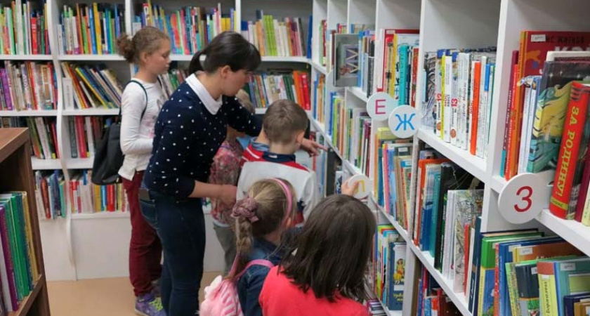 Брянские библиотеки в прошлом году приняли больше полумиллиона посетителей