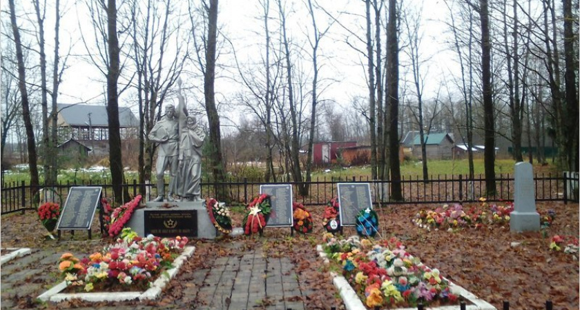 Поисковики из Ленобласти разыскивают родственников погибших брянских красноармейцев