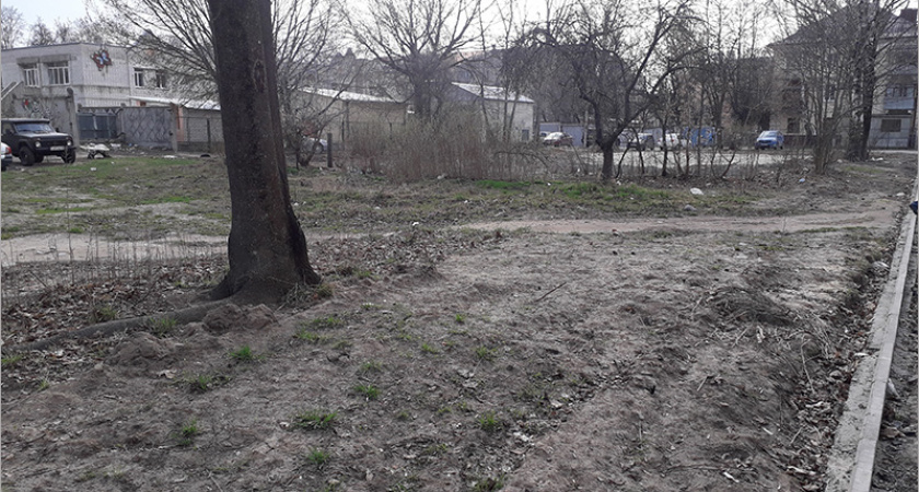 Место снесённых бараков на улице Институтской в Брянске определено под «религиозное использование»