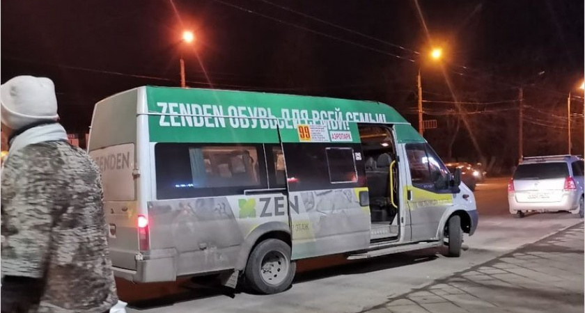 Маршрутка в Брянске сбила пожилую женщину на регулируемом переходе
