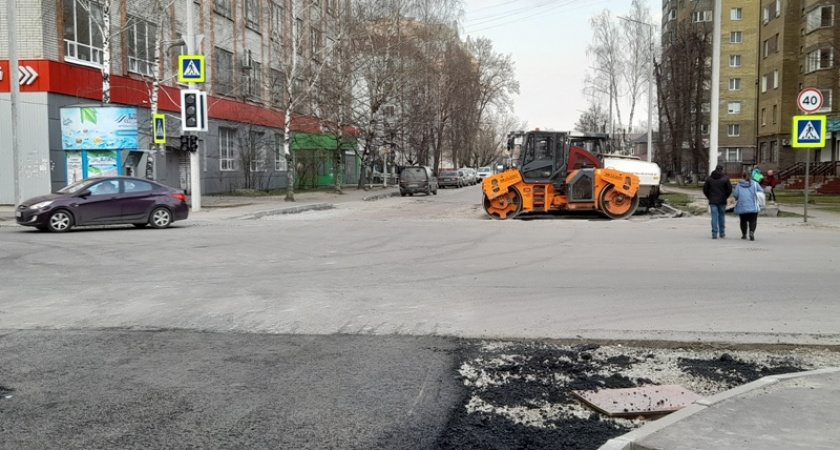 Третий год ремонта улицы Медведева в Брянске может стать финальным. Если вновь что-то не помешает