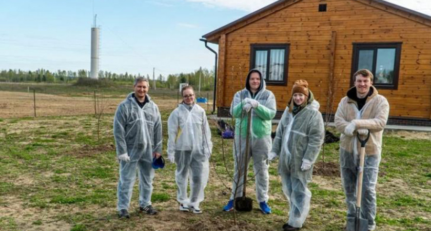 «Мираторг» провёл традиционный корпоративный субботник на брянских производственных активах. И ещё в 25 регионах России