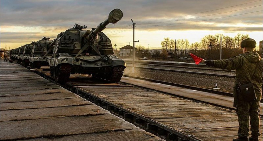 В Почепе завершено комплектование артиллерийского полка