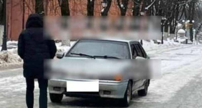 В Брянске по фото оштрафовали водителя, раскатывавшего по бульвару Гагарина