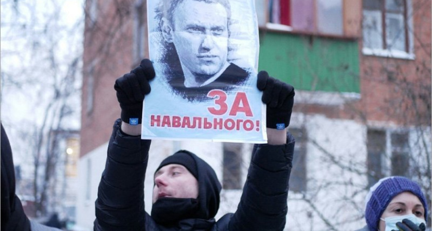 Региональные штабы Навального грозят провести «большие митинги». Если найдут их участников