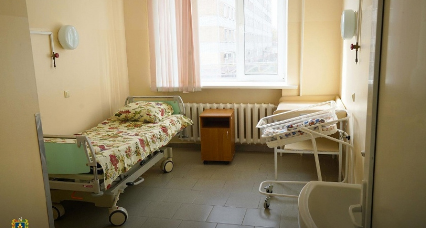 Коронавирусный госпиталь в Брянске вновь вернулся к работе по профилю — роддомом