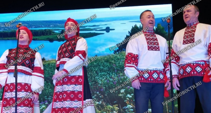 Благотворительный концерт в Новозыбкове в поддержку российских военных собрал почти 60 тысяч рублей