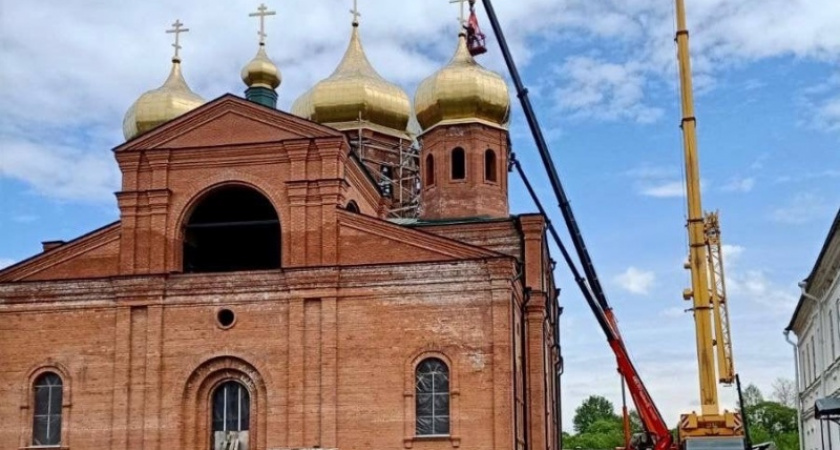Два оставшихся купола будут водружены на главный собор Николо-Одрина монастыря до конца года