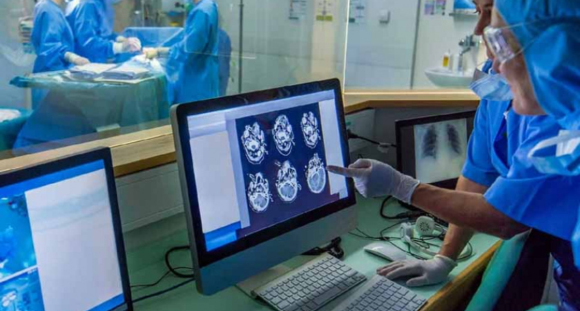 Высокотехнологичную медпомощь «за бюджет» в 2022 году получили 10,2 тыс. брянских жителей