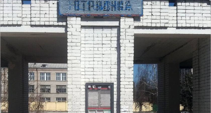 В Брянске 58-летняя женщина попала под электричку. Отделалась травмой ноги