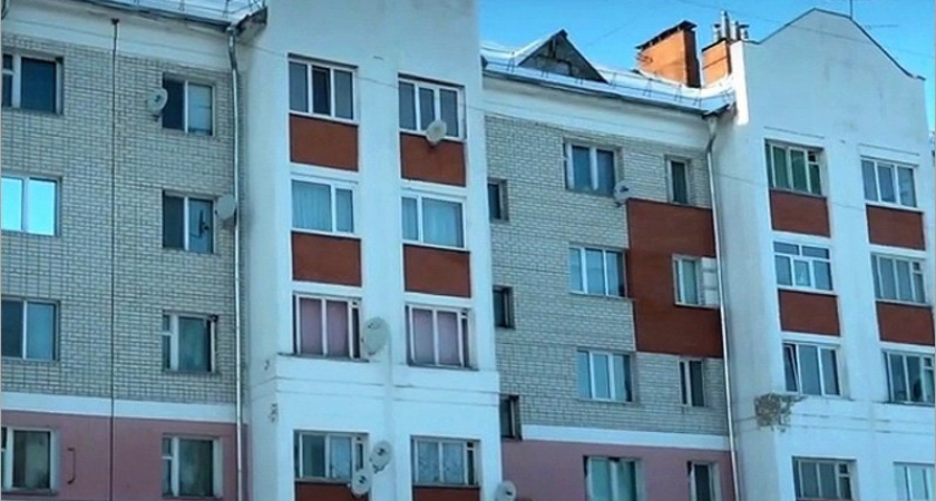 #СпасибоВрачам по-почепски: районные власти выгоняют медиков-пенсионеров из служебных квартир