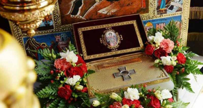 В Брянск в рамках всероссийского молебна о Победе доставят мощи Георгия Победоносца