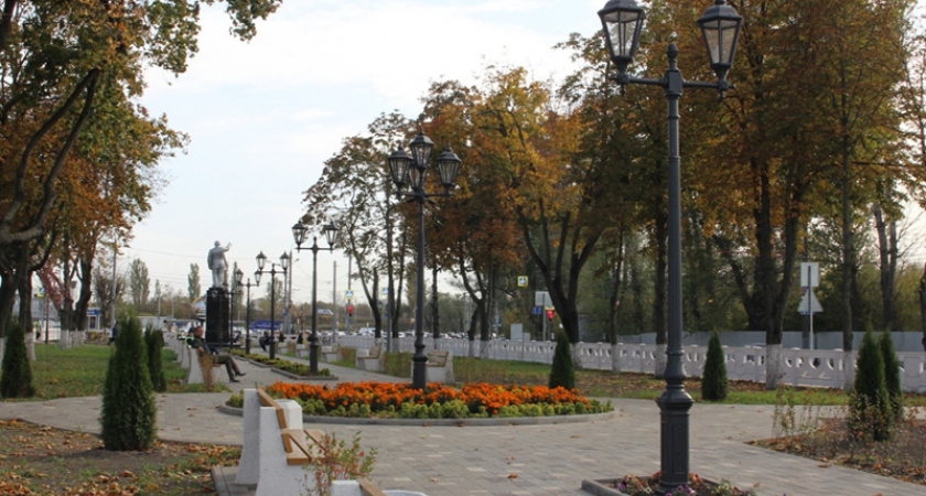 В Брянске привокзальная площадь и центральный пляж прошли приёмку. С замечаниями