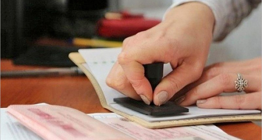 В Комаричах предстанет перед судом хозяйка адреса для гастарбайтеров