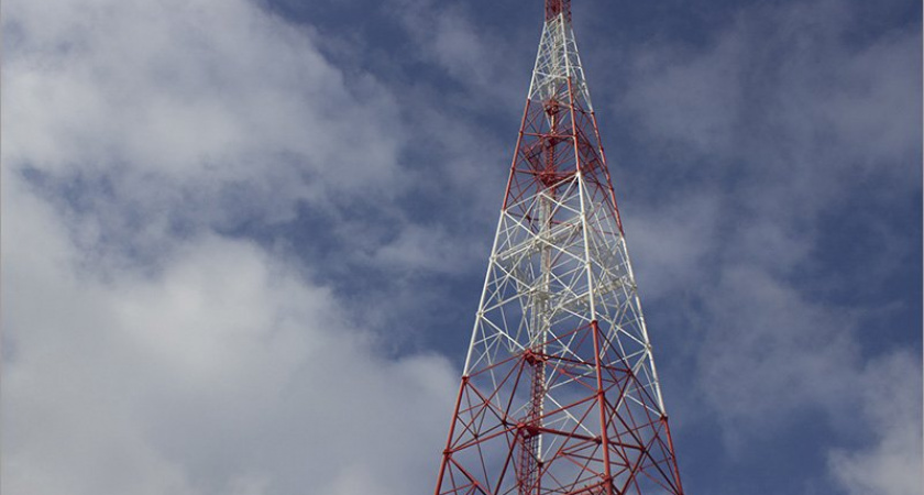 Компания Tele2 досрочно установила 500 базовых станций на объектах РТРС