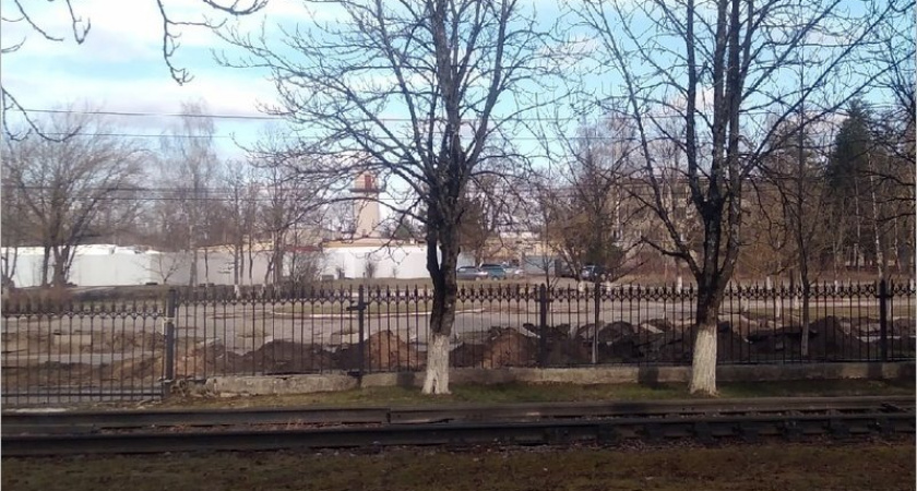 В Брянске подрядчик-«штрафник» начал капремонт бульвара Щорса