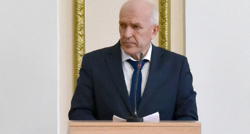 Брянский губернатор провёл антитеррористическую комиссию. О гидротехнических сооружениях и школах