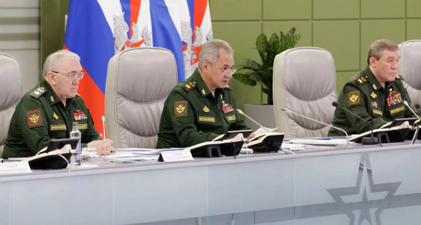 В рамках мобилизации на военную службу призваны 200 тысяч россиян - Шойгу