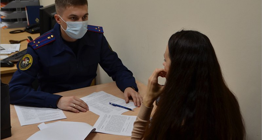 «Любовь моя, революция»: жена пыталась купить мужу в Брянске статус политического мученика