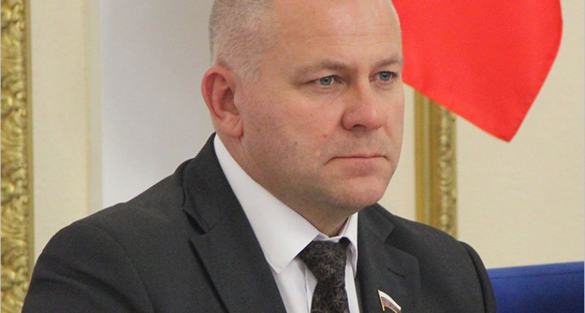 "Парламентарии обеспечили в самые кратчайшие сроки принятие приоритетных "чрезвычайных" законов" - Суббот