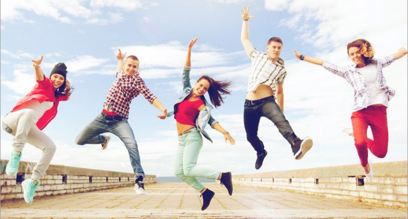 Самых активных российских подростков зовут Слава и Алина