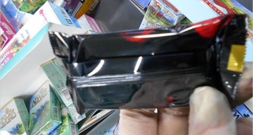 Брянские таможенники изъяли у дальнобойщика 8,5 кг контрабандного табака