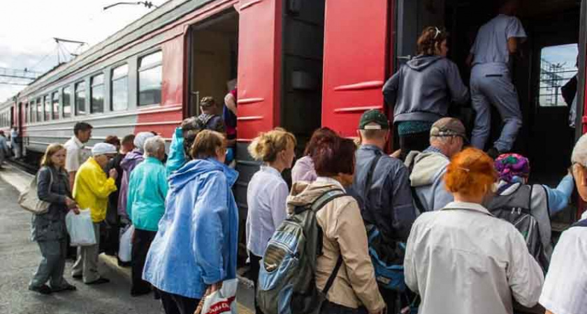 Несколько брянских электричек 19 и 21 сентября из-за ремонта пути отправятся раньше обычного