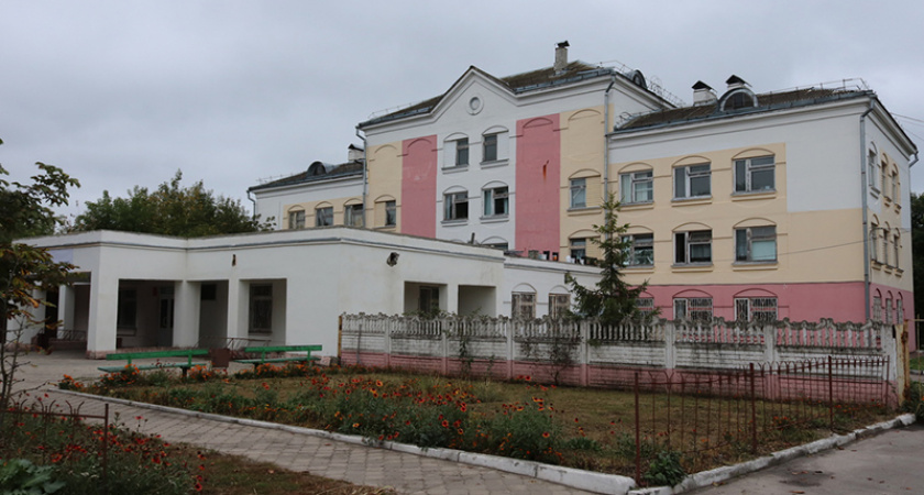 Главврач Трубчевской ЦРБ оштрафован за некомплект в сельских ФАПах
