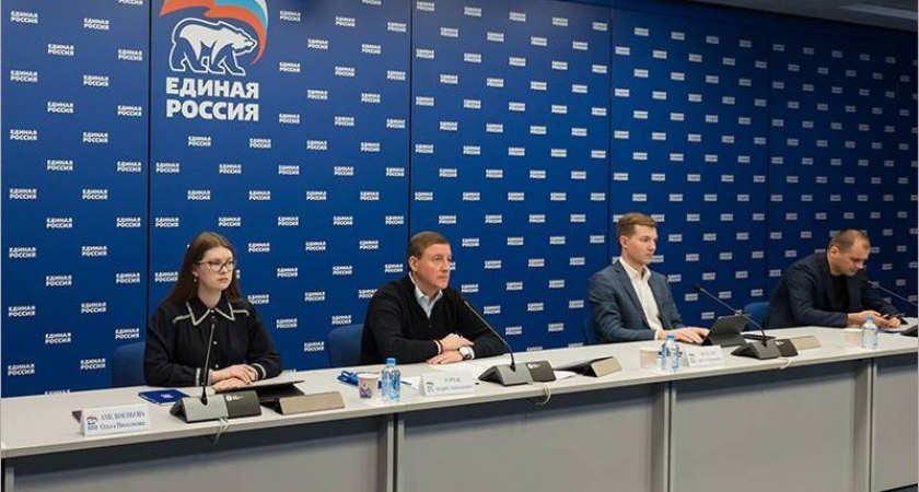 «ЕР» мобилизует волонтёрские центры в регионах в связи с пиковой нагрузкой на систему здравоохранения