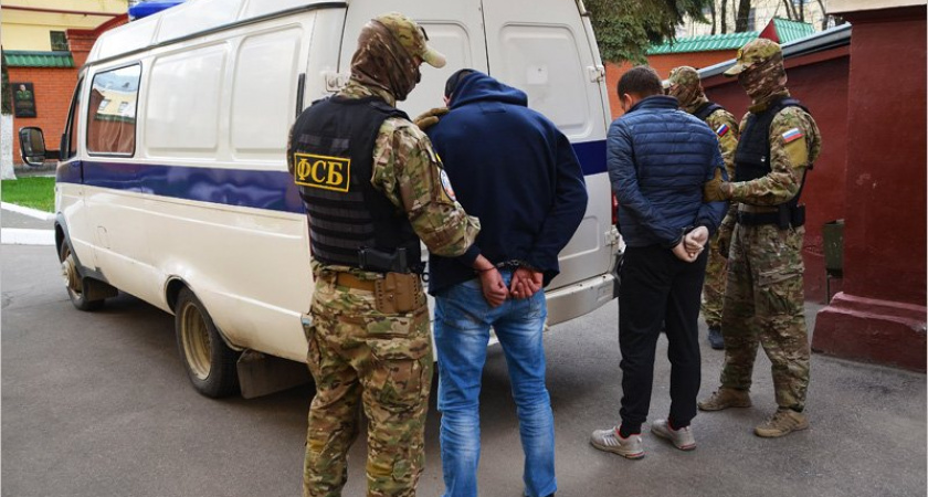 Брянский облсуд отправил двоих наркодилеров на длительные сроки строгого режима