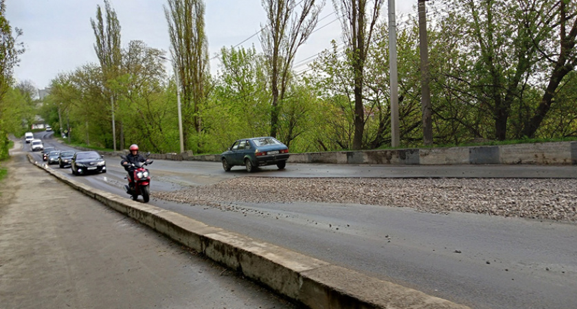 Восстановлено движение по улице Урицкого в Брянске
