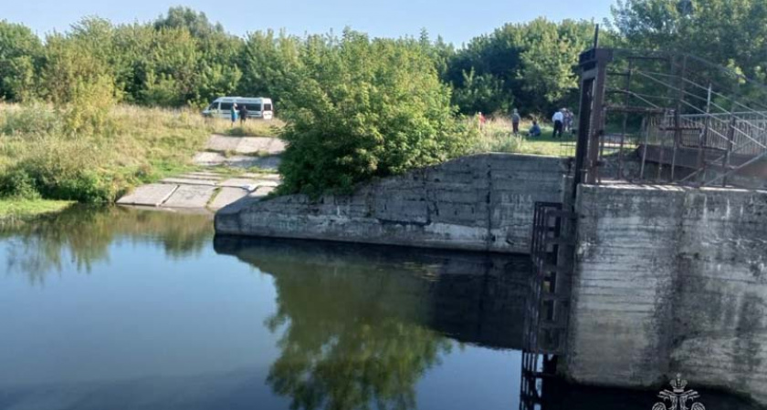 В Карачеве в реке Снежеть утонула женщина