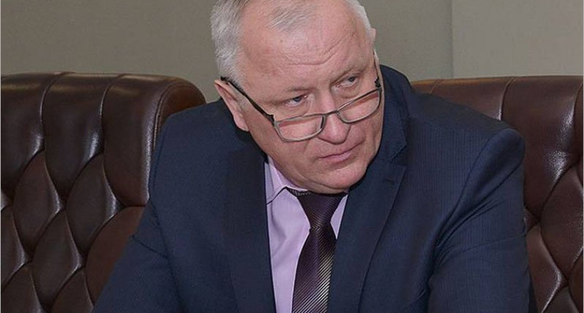 Коллектив Жуковского веломотозавода поздравил гендиректора Владимира Васекина с 60-летием