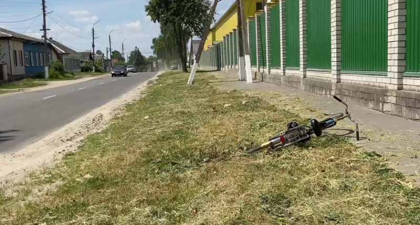 Стародубские автоинспекторы сняли с «железного коня» «никакущего» велосипедиста