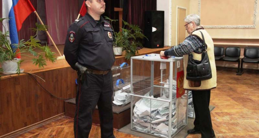 В Брянске 6-8 сентября ограничат движение и парковку у избирательных участков и усилят меры безопасности