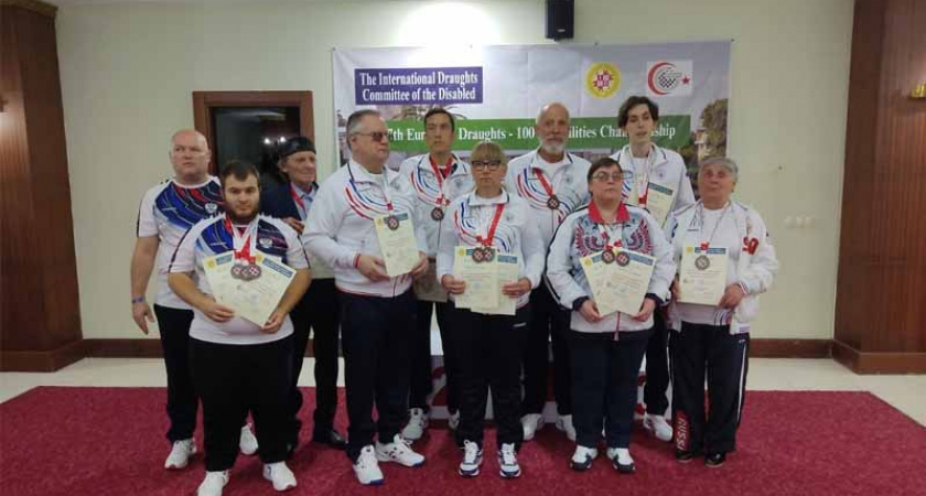Брянская шашистка Любовь Волкова стала чемпионкой Европы среди тотально-незрячих женщин
