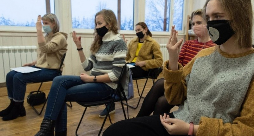 В Брянске 38 добровольцев прошли образовательную программу проекта «Без границ»