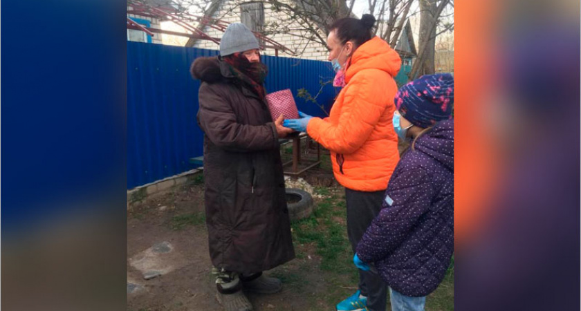 Православные волонтёры помогают малоимущим в Брянской и Клинцовской епархиях